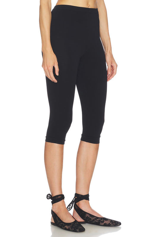 Helsa Beckette Knit Capri in Black