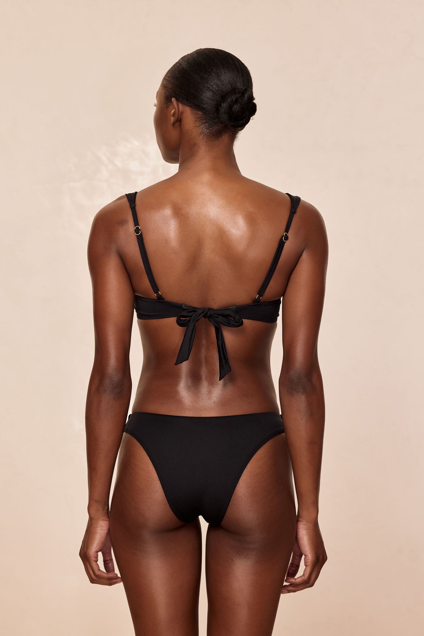 Monday Swimwear CLOVELLY TOP - BLACK