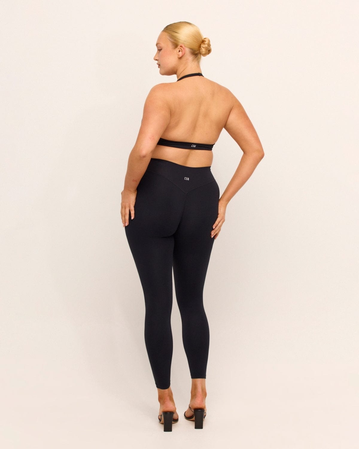 CSB Form Invisible Scrunch Leggings