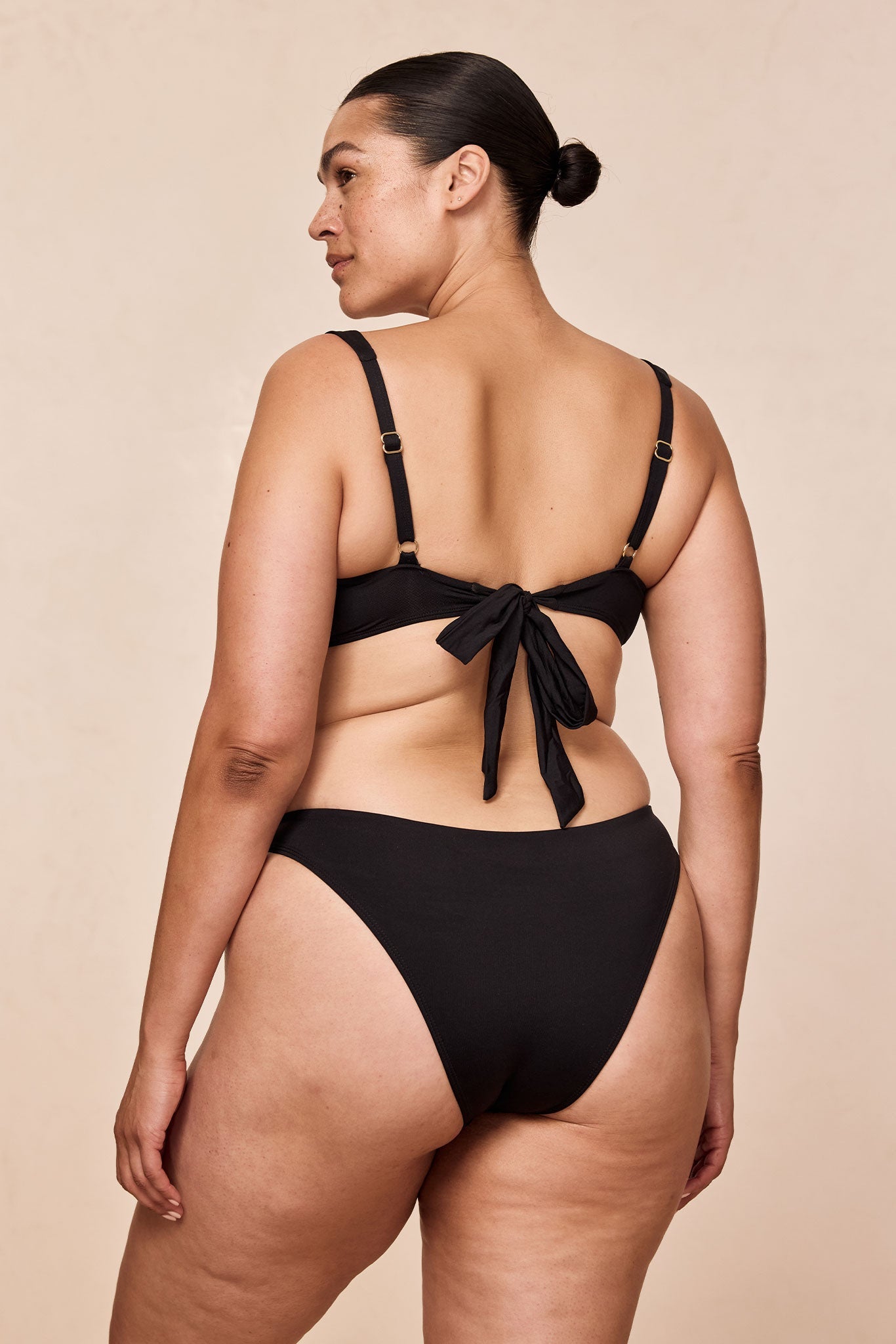 Monday Swimwear CLOVELLY TOP - BLACK