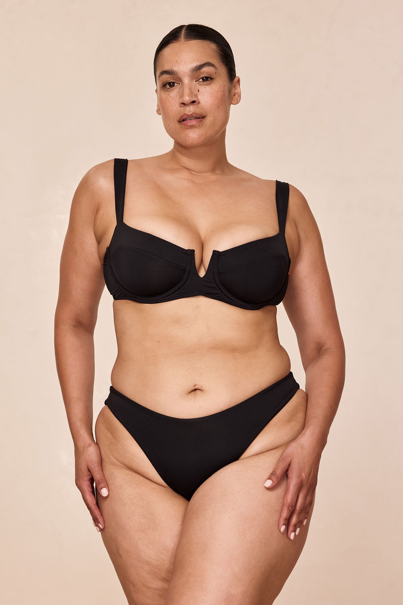 Monday Swimwear CLOVELLY TOP - BLACK