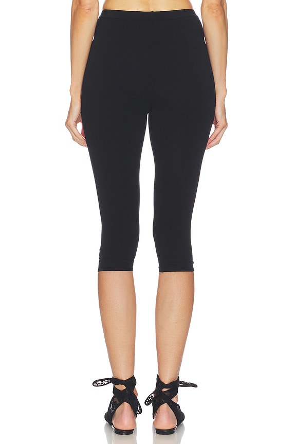 Helsa Beckette Knit Capri in Black