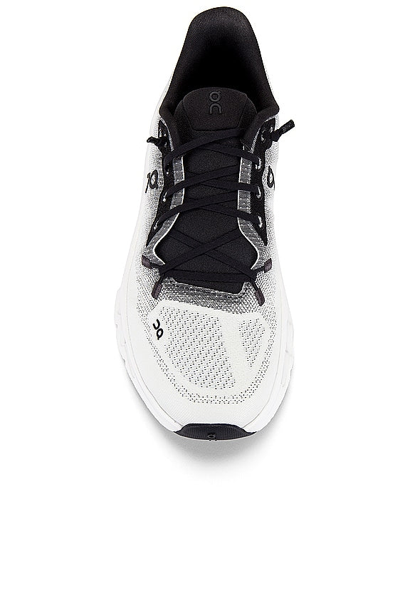 On Cloudtilt Sneaker