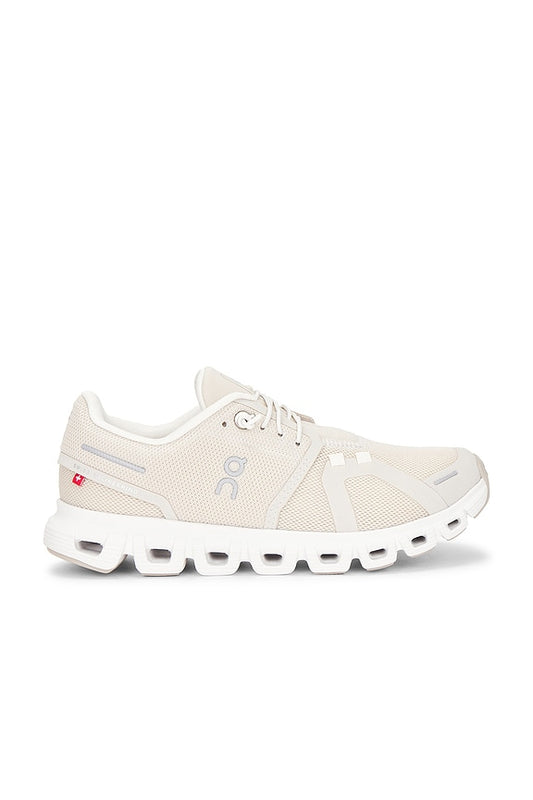 On Cloud 6 Sneaker