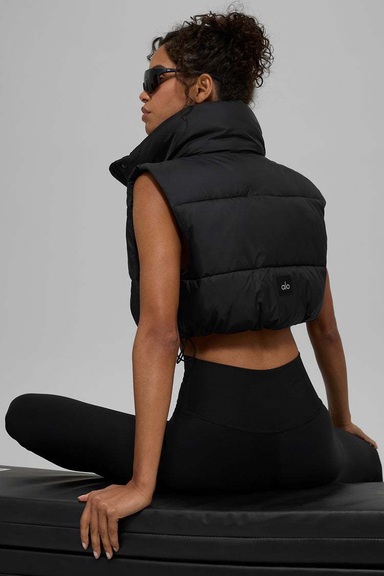 Alo Yoga Cropped Gold Rush Puffer Vest Black
