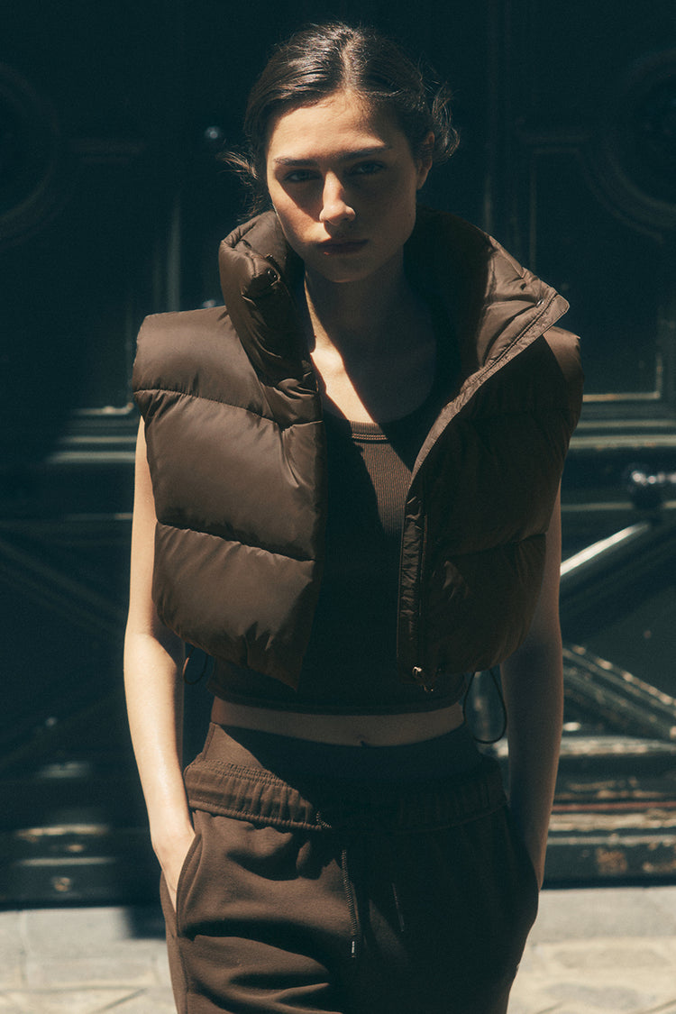 Alo Yoga Cropped Gold Rush Puffer Vest Espresso