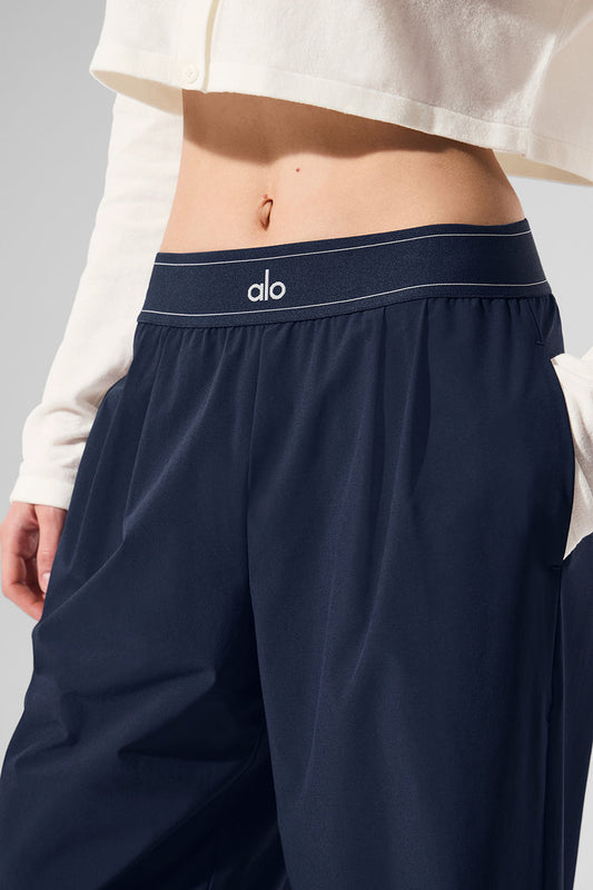 Alo Yoga Suit Up Trouser (Regular) Navy
