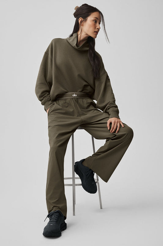 Alo Yoga Suit Up Trouser (Regular) Olive Tree